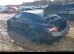 تۆیۆتا کامری